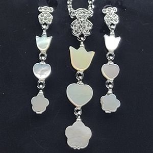 Bear matching earings and neckless